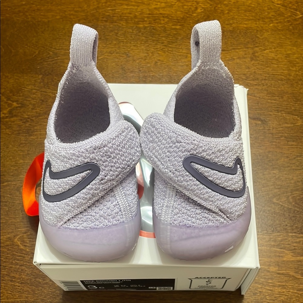 Baby Nike Swoosh 1